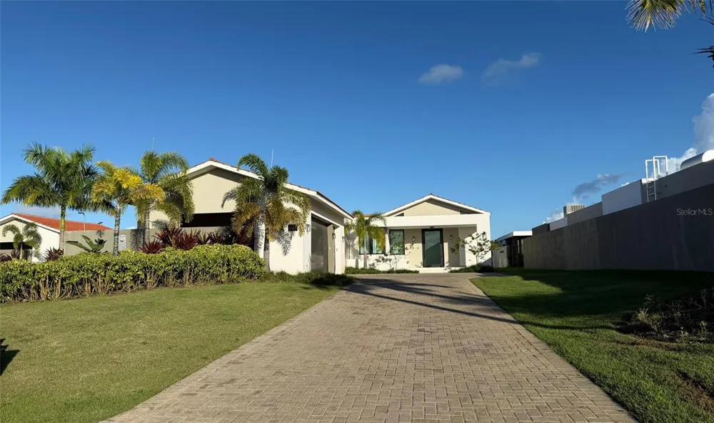 927 SABANERA ISLA NORTE Dorado, PR 00646
