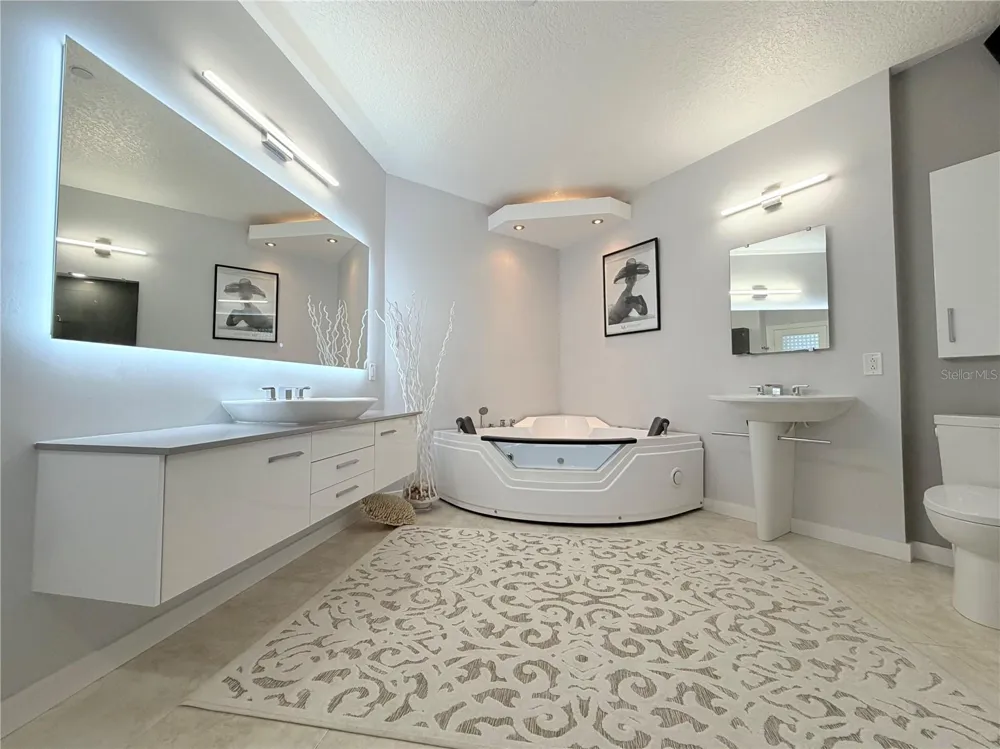 3880 HIGHWAY A1A #104 Hutchinson Island, FL 34949