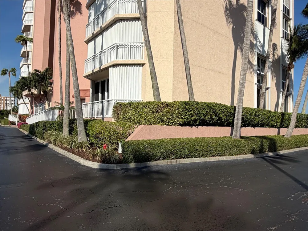 3880 HIGHWAY A1A #104 Hutchinson Island, FL 34949