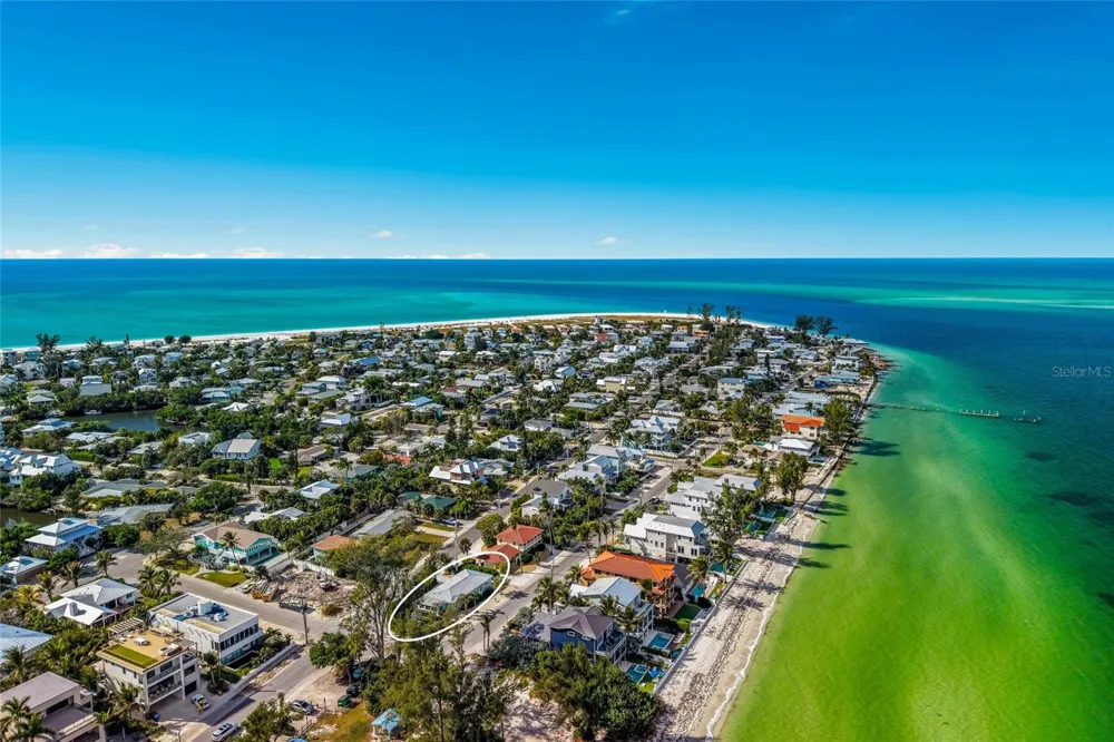 912 SHORE DRIVE Anna Maria, FL 34216