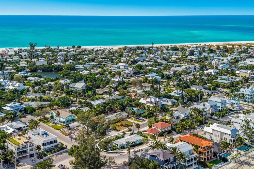 912 SHORE DRIVE Anna Maria, FL 34216