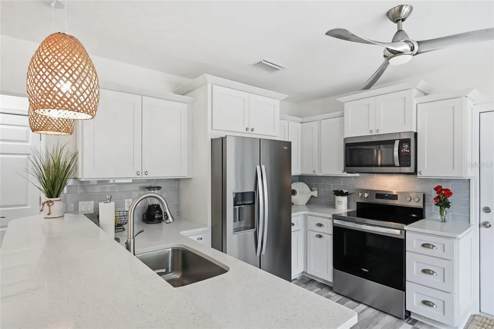 912 SHORE DRIVE Anna Maria, FL 34216