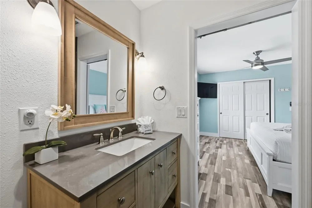 912 SHORE DRIVE Anna Maria, FL 34216