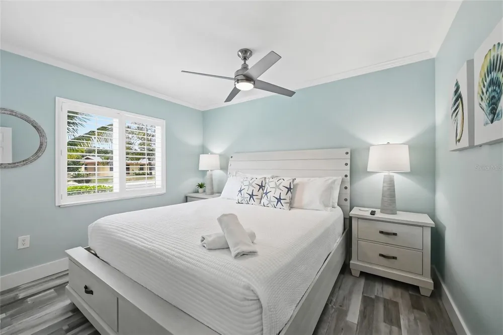 912 SHORE DRIVE Anna Maria, FL 34216