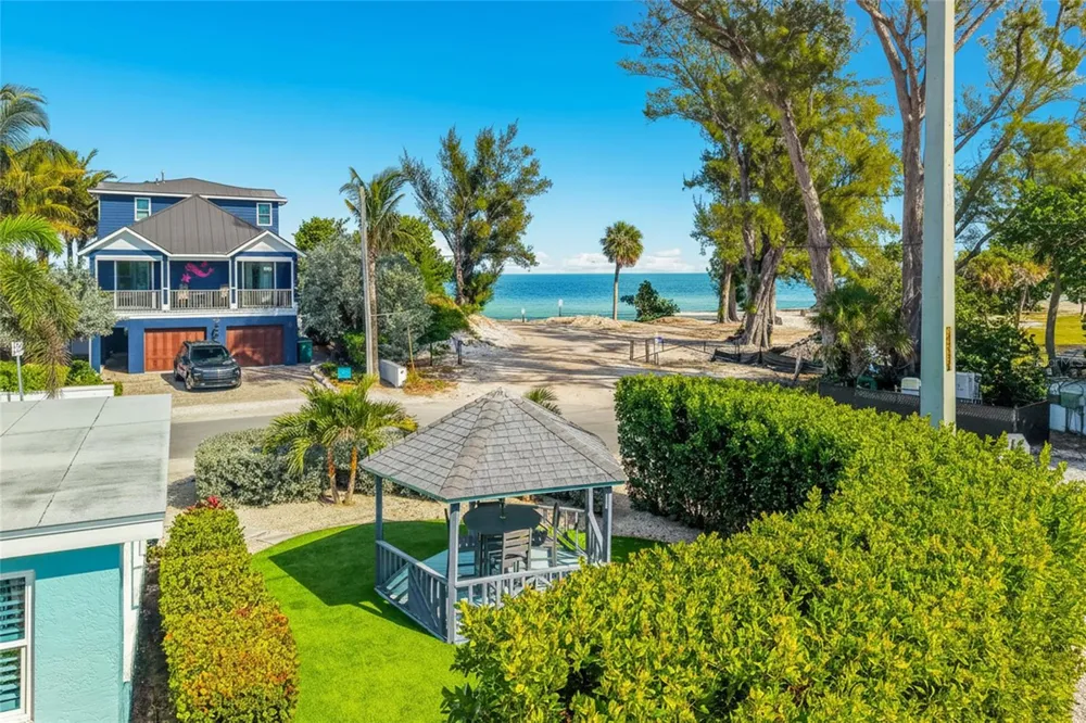 912 SHORE DRIVE Anna Maria, FL 34216