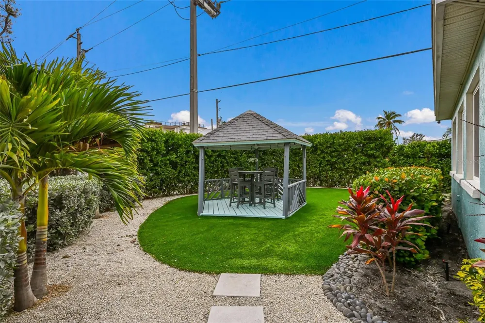 912 SHORE DRIVE Anna Maria, FL 34216