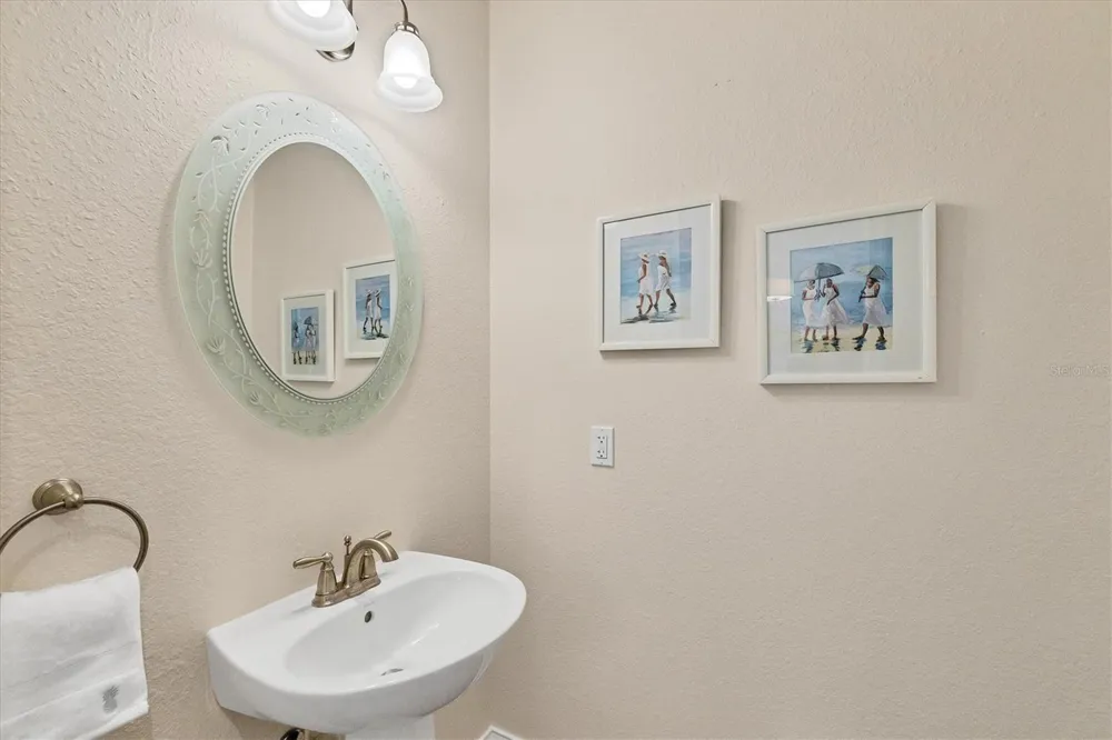 455 NOKOMIS AVENUE S #455 Venice, FL 34285