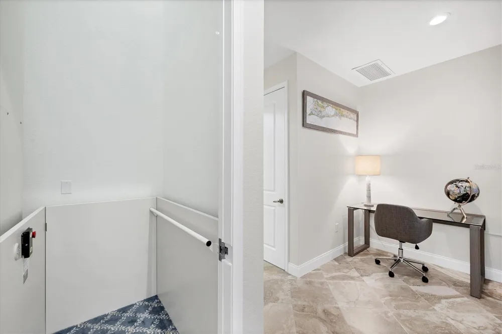 455 NOKOMIS AVENUE S #455 Venice, FL 34285