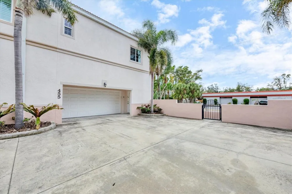 455 NOKOMIS AVENUE S #455 Venice, FL 34285