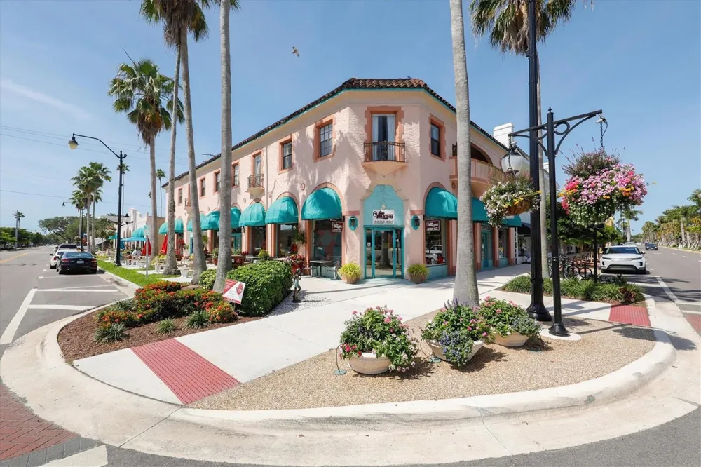 455 NOKOMIS AVENUE S #455 Venice, FL 34285