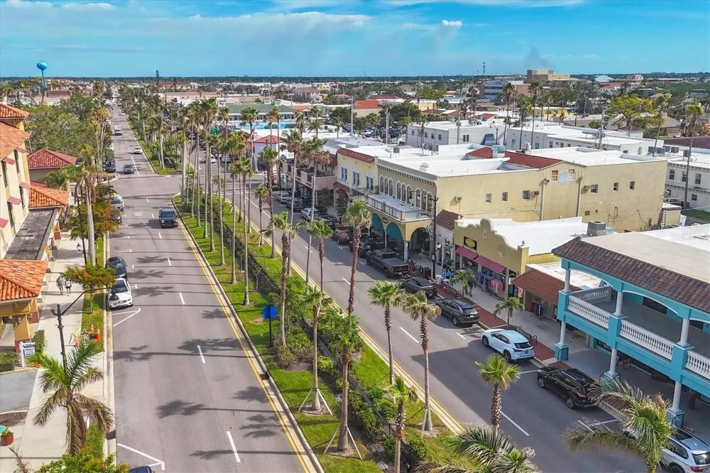 455 NOKOMIS AVENUE S #455 Venice, FL 34285