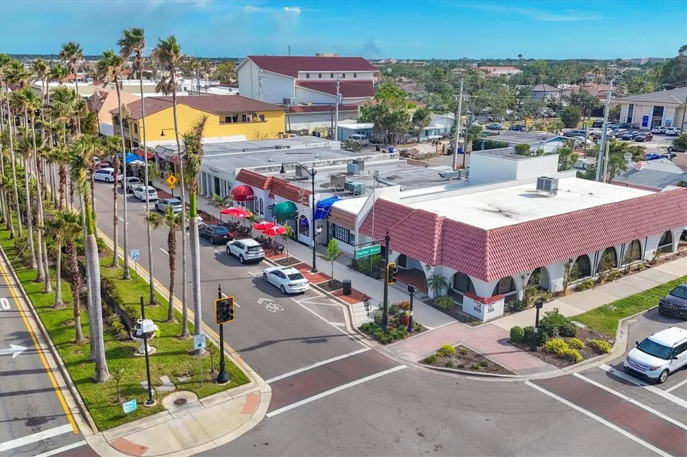 455 NOKOMIS AVENUE S #455 Venice, FL 34285
