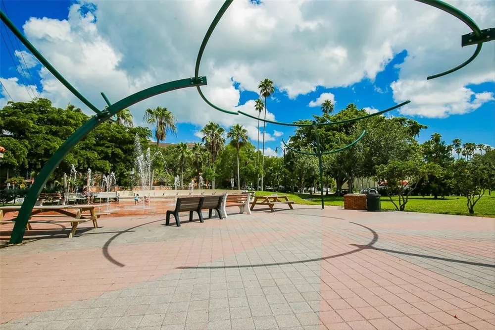 455 NOKOMIS AVENUE S #455 Venice, FL 34285