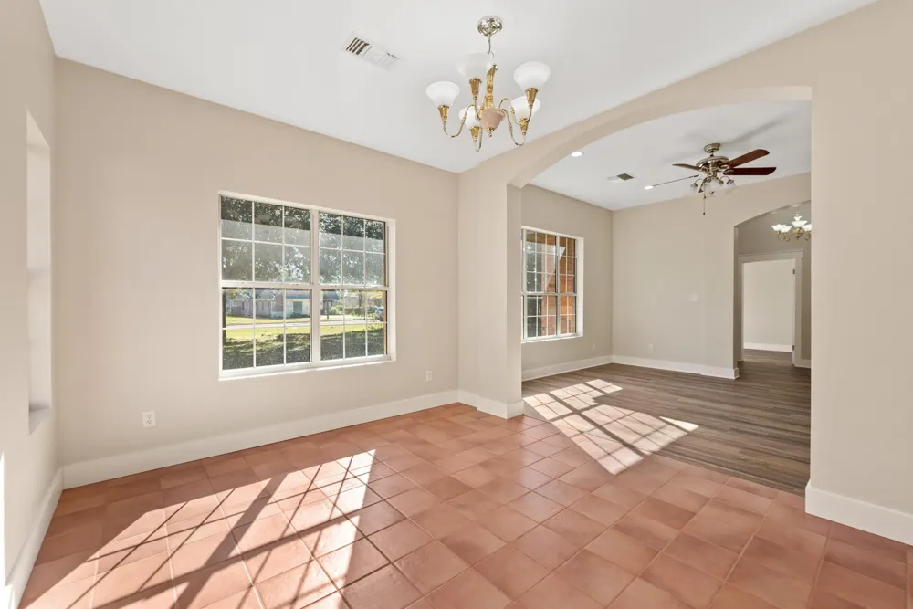 417 W Morgan Street Franklin, TX 77856