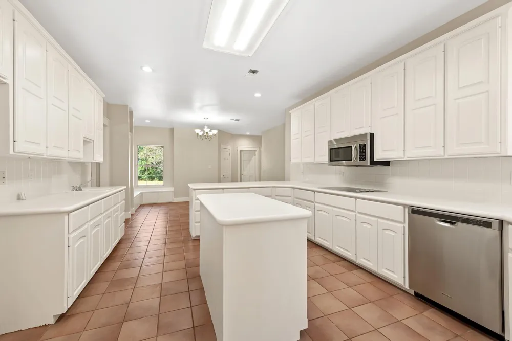 417 W Morgan Street Franklin, TX 77856