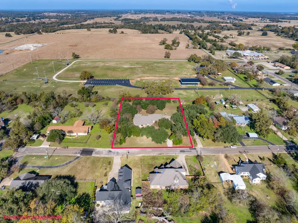 417 W Morgan Street Franklin, TX 77856