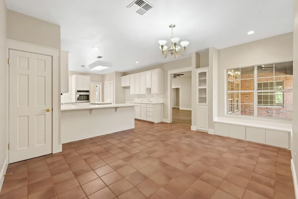 417 W Morgan Street Franklin, TX 77856