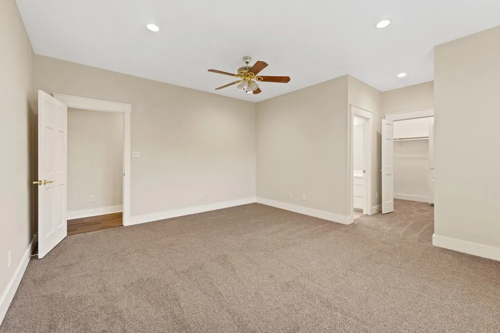 417 W Morgan Street Franklin, TX 77856