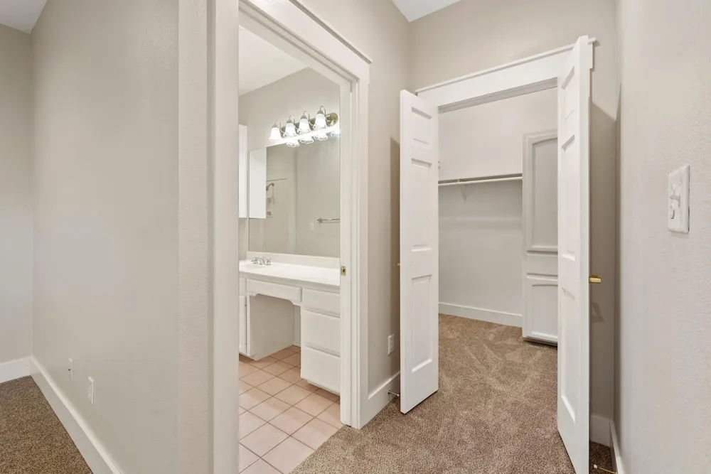 417 W Morgan Street Franklin, TX 77856