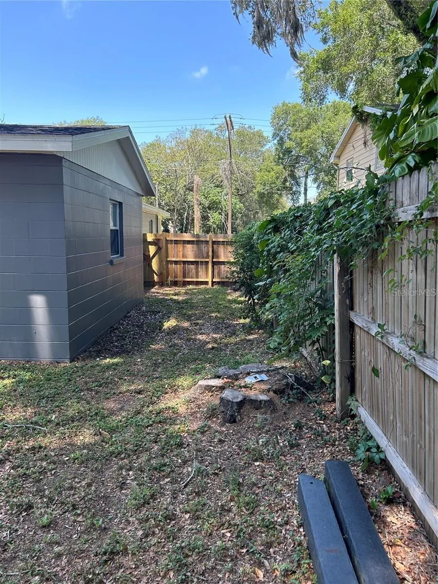 232 BEVERLY BOULEVARD Brandon, FL 33511