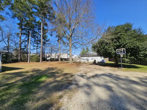 2046 Garnet Lane