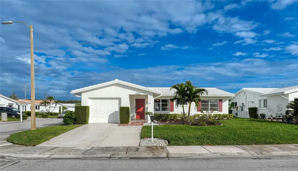 9315 42ND WAY ##5 Pinellas Park, FL 33782