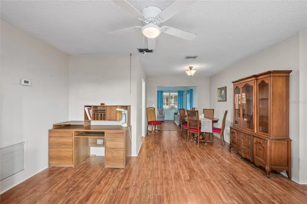 9315 42ND WAY ##5 Pinellas Park, FL 33782