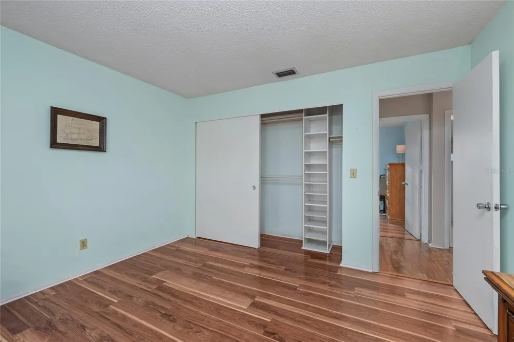 9315 42ND WAY ##5 Pinellas Park, FL 33782