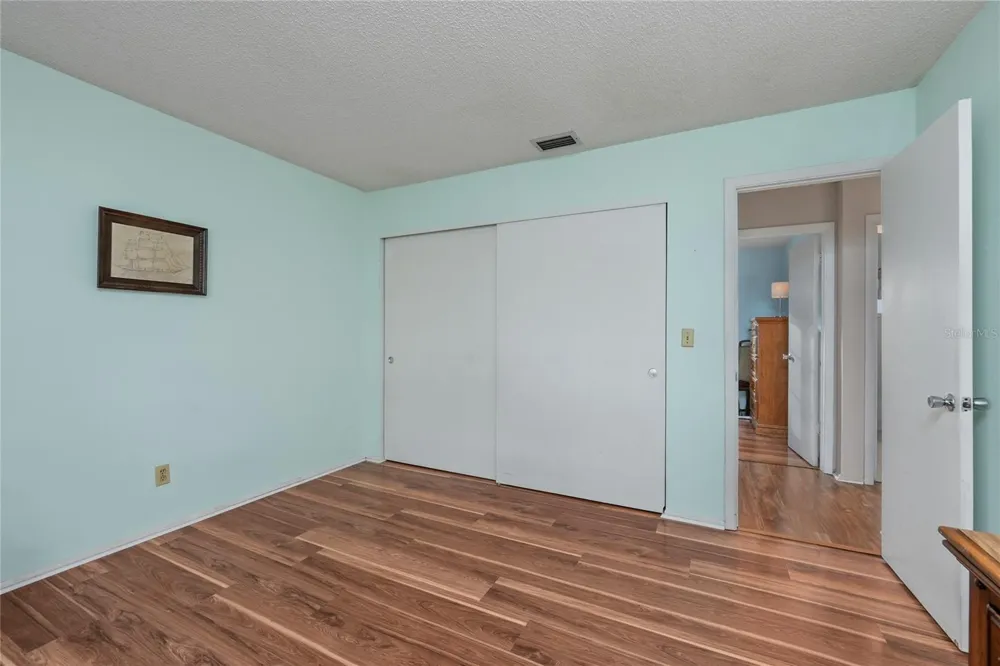 9315 42ND WAY ##5 Pinellas Park, FL 33782