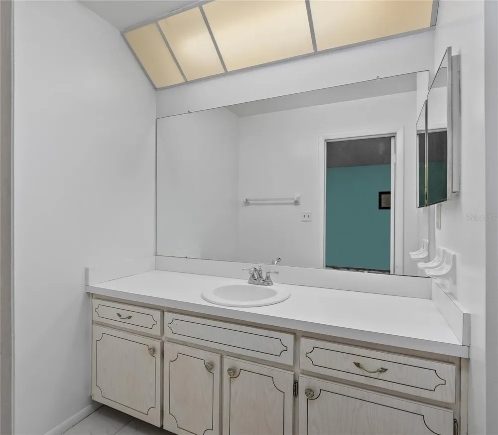 9315 42ND WAY ##5 Pinellas Park, FL 33782