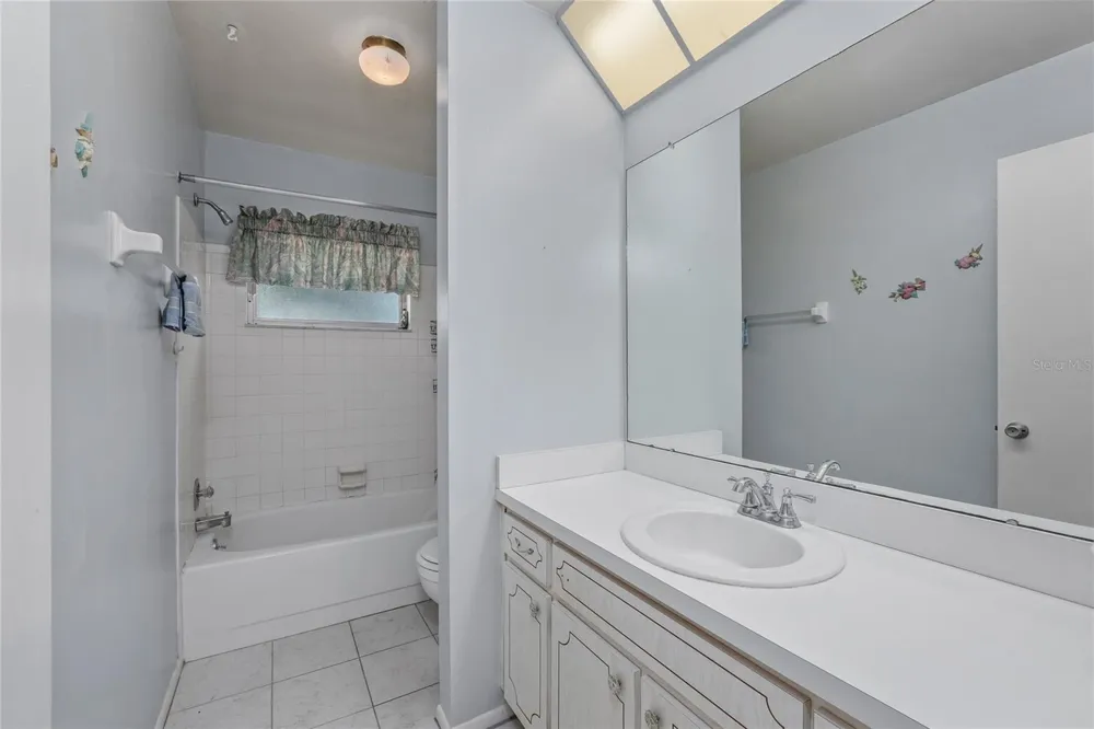 9315 42ND WAY ##5 Pinellas Park, FL 33782