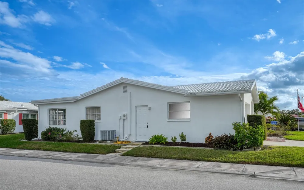 9315 42ND WAY ##5 Pinellas Park, FL 33782