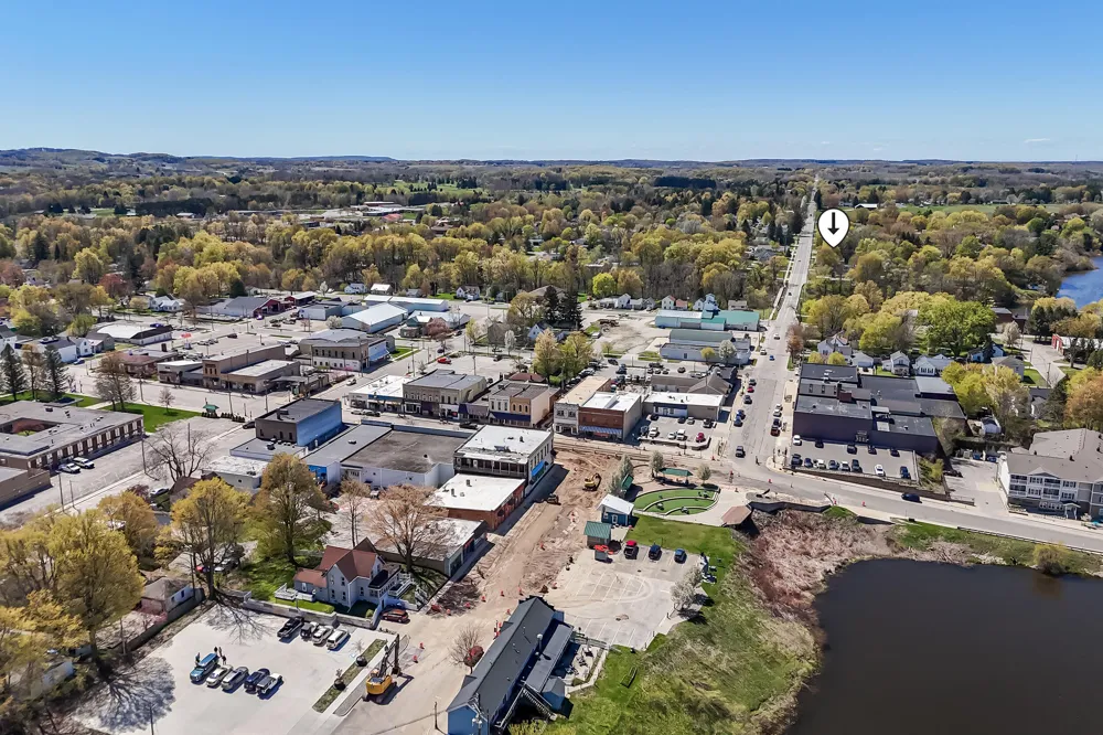 140 W Main Street Hart, MI 49420