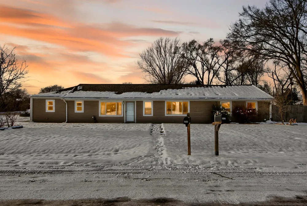 8815 Marlowe Avenue Plymouth, MI 48170