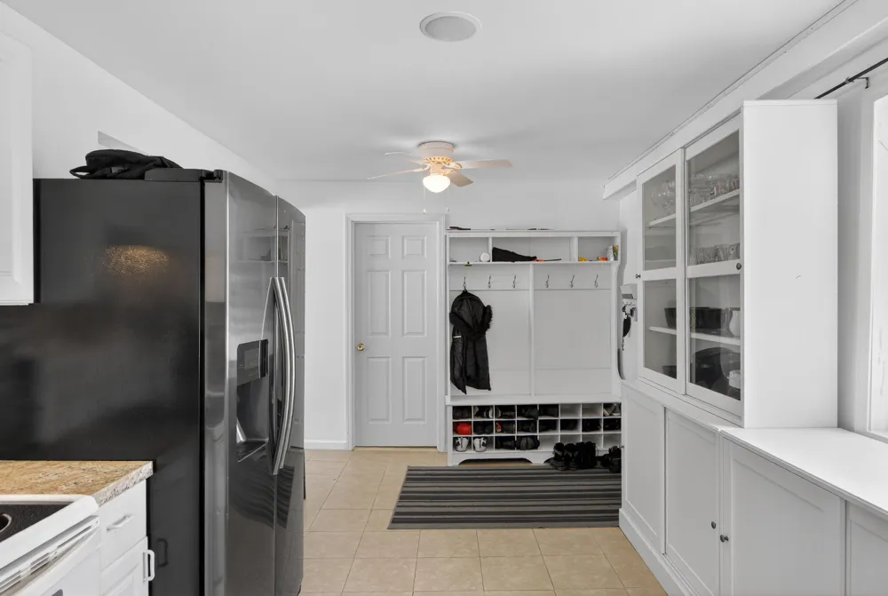 8815 Marlowe Avenue Plymouth, MI 48170