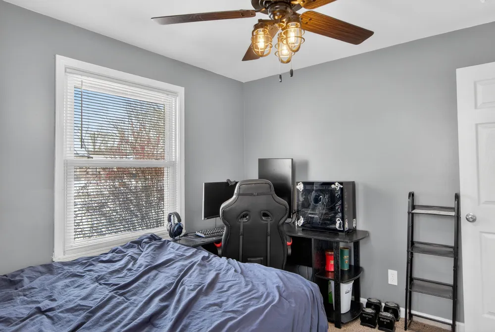8815 Marlowe Avenue Plymouth, MI 48170