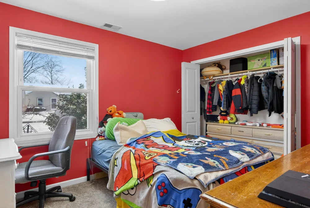 8815 Marlowe Avenue Plymouth, MI 48170