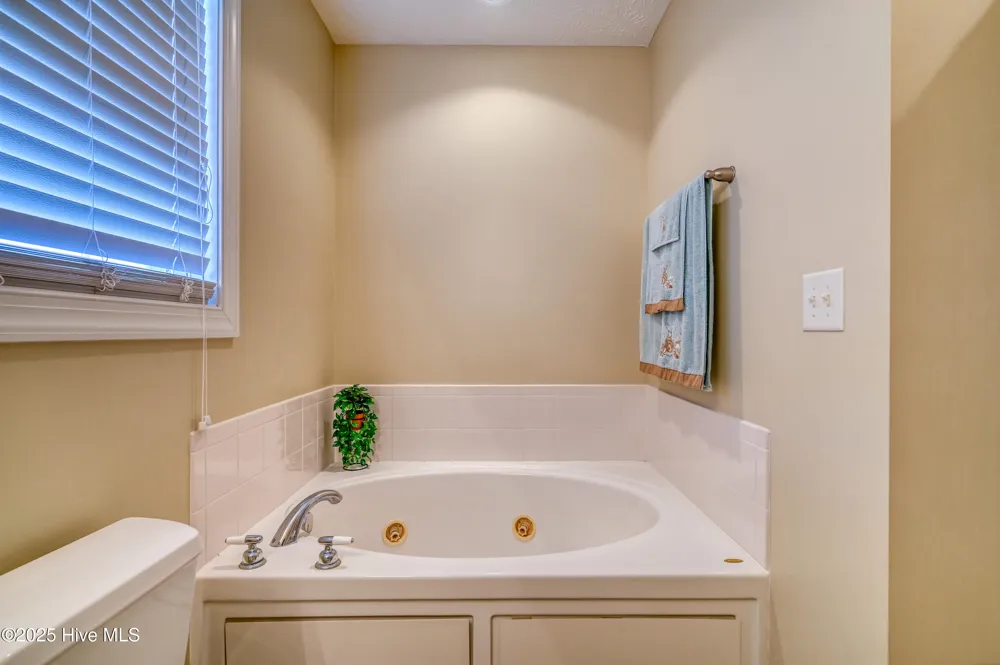 103 Katelyn Drive Surf City, NC 28445