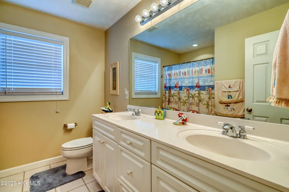 103 Katelyn Drive Surf City, NC 28445