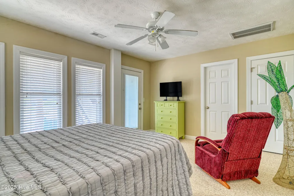 103 Katelyn Drive Surf City, NC 28445