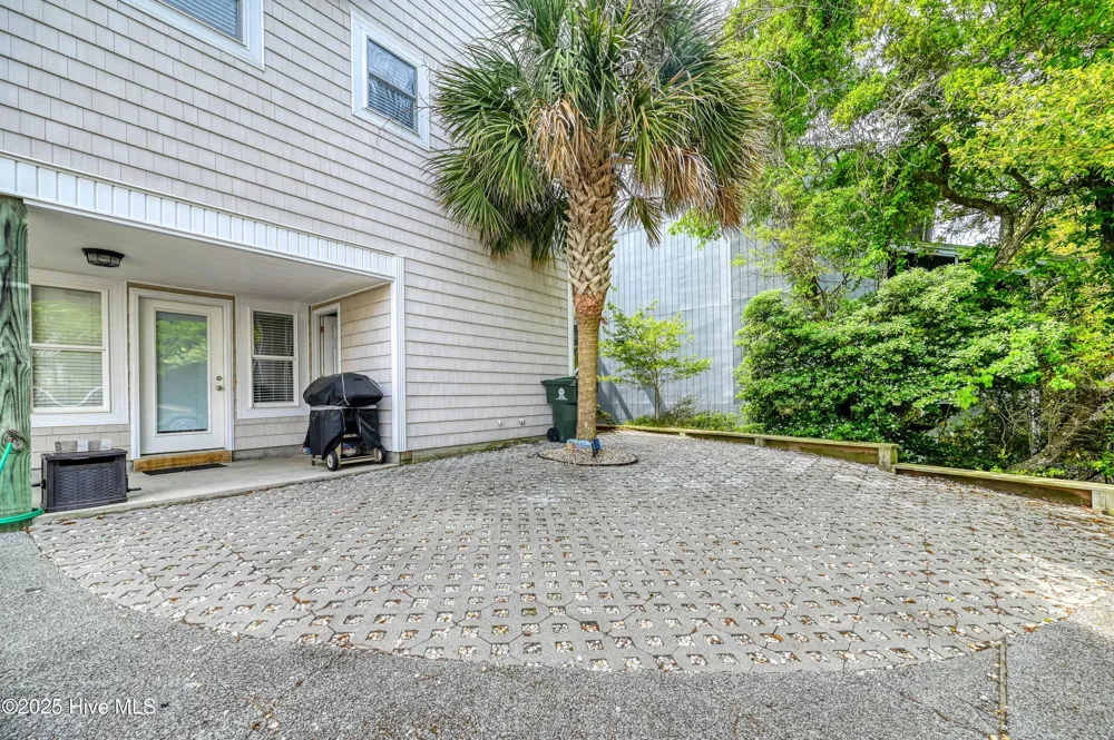 103 Katelyn Drive Surf City, NC 28445