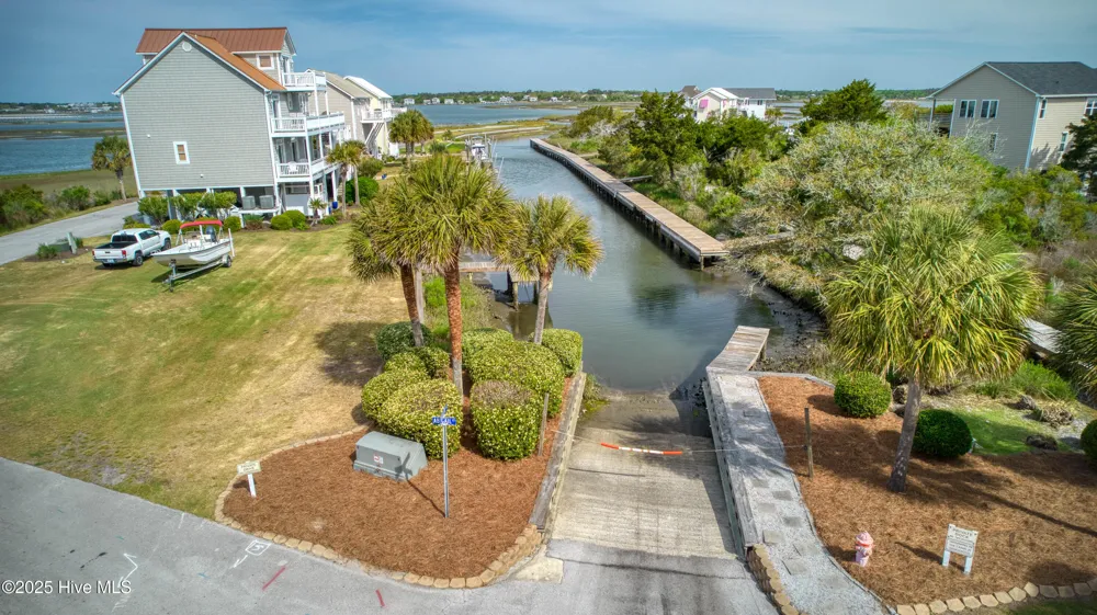 103 Katelyn Drive Surf City, NC 28445