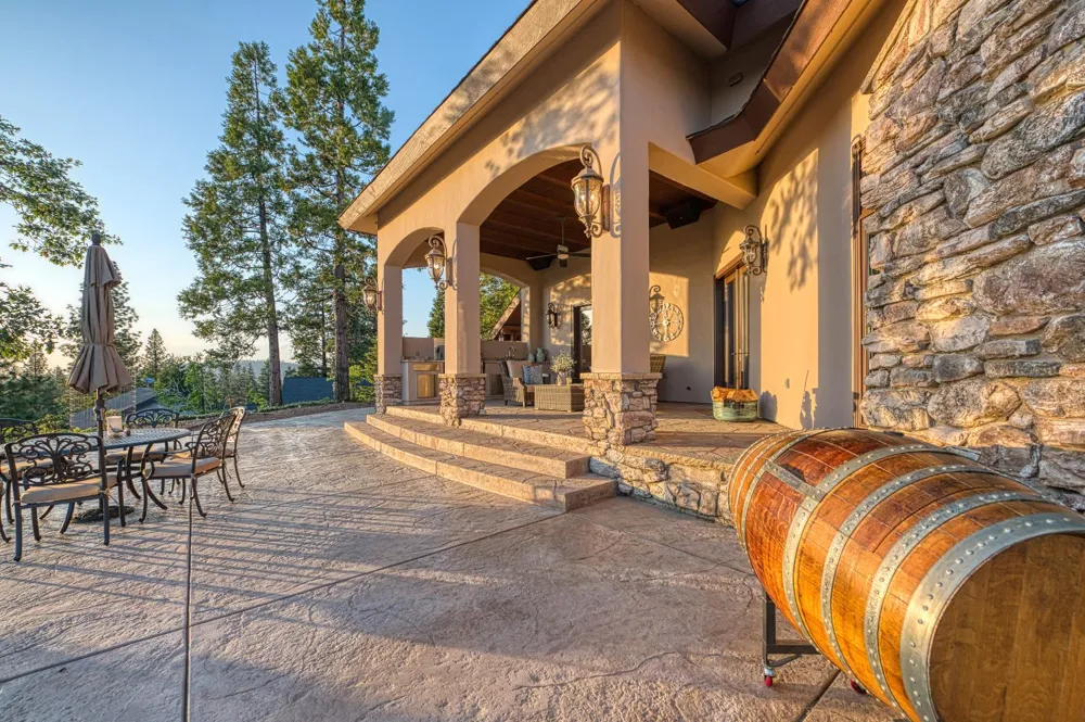 42555 Bretz Point Lane Shaver Lake, CA 93664
