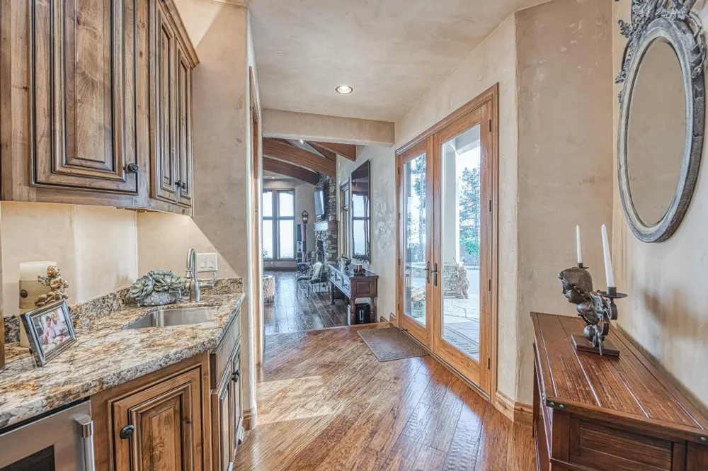 42555 Bretz Point Lane Shaver Lake, CA 93664