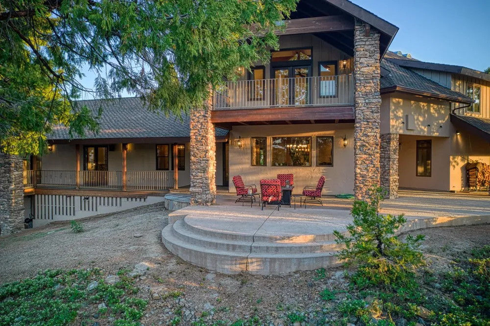 42555 Bretz Point Lane Shaver Lake, CA 93664