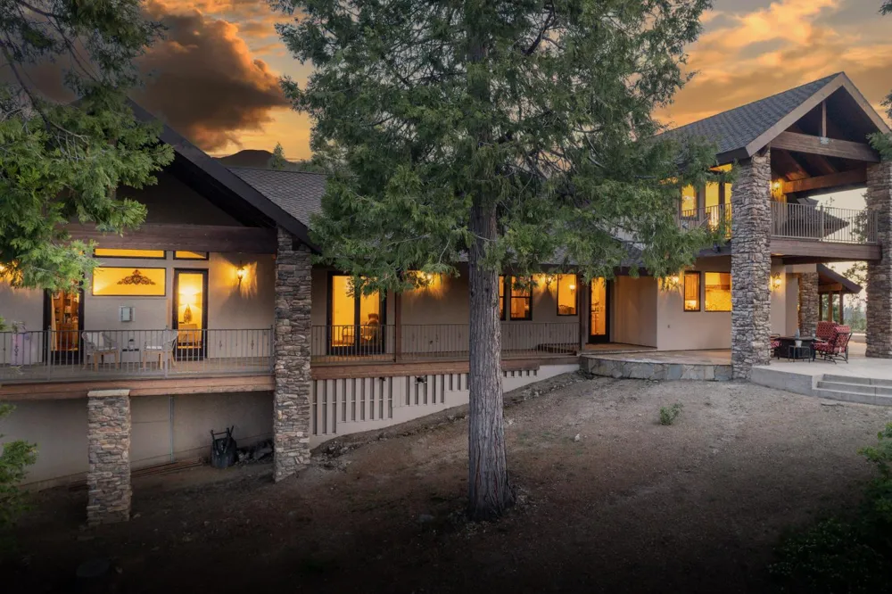 42555 Bretz Point Lane Shaver Lake, CA 93664
