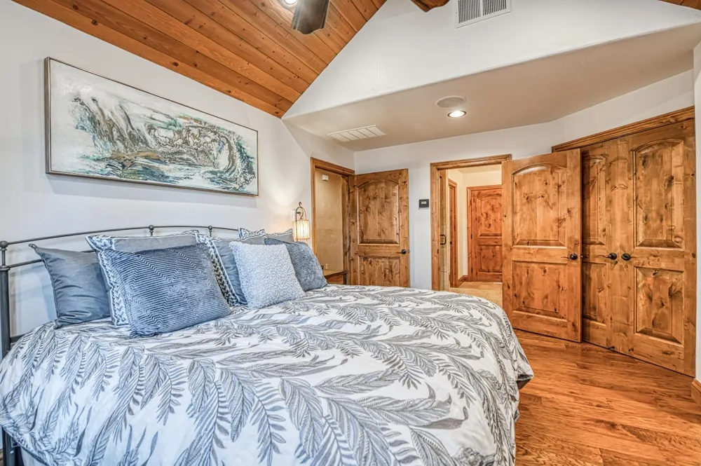 42555 Bretz Point Lane Shaver Lake, CA 93664