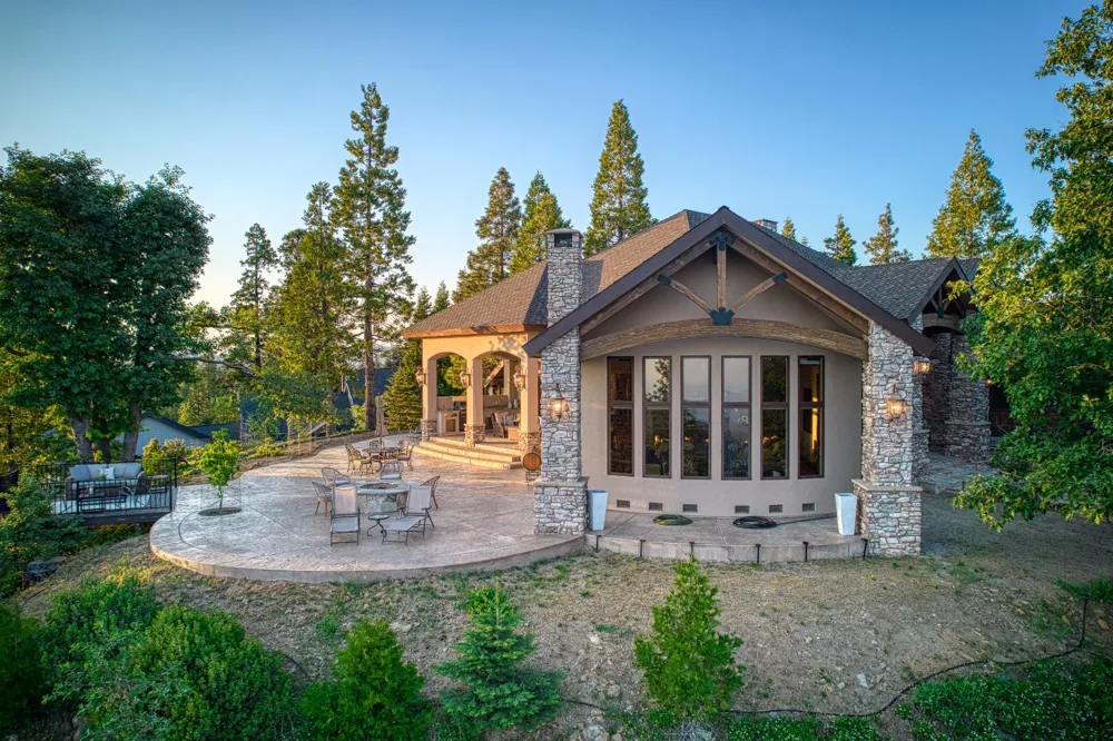 42555 Bretz Point Lane Shaver Lake, CA 93664