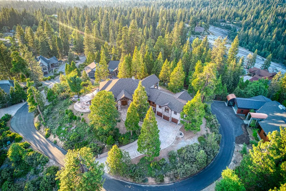 42555 Bretz Point Lane Shaver Lake, CA 93664