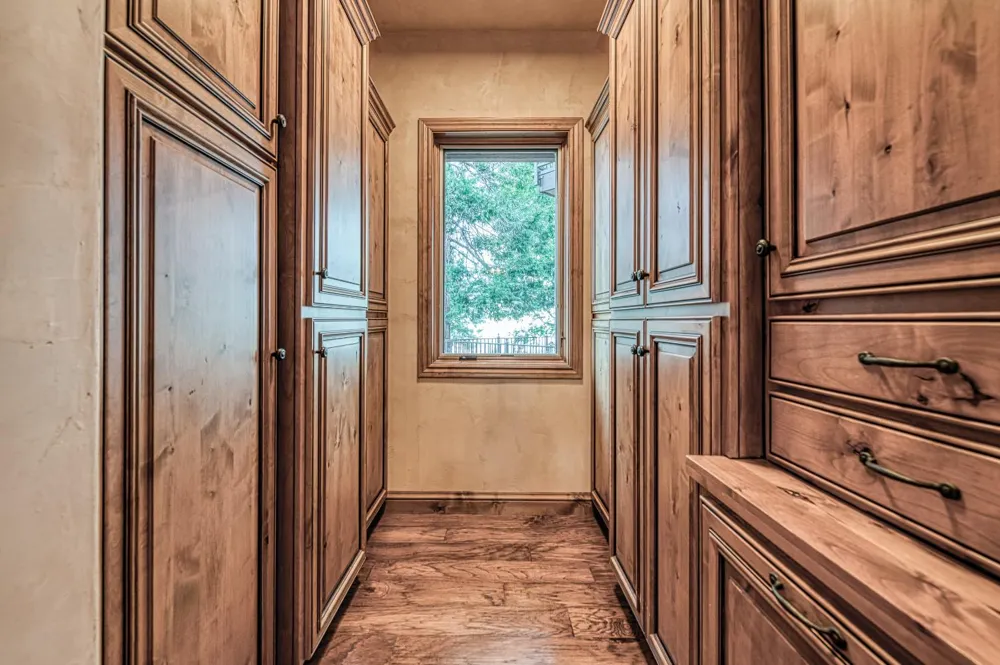 42555 Bretz Point Lane Shaver Lake, CA 93664